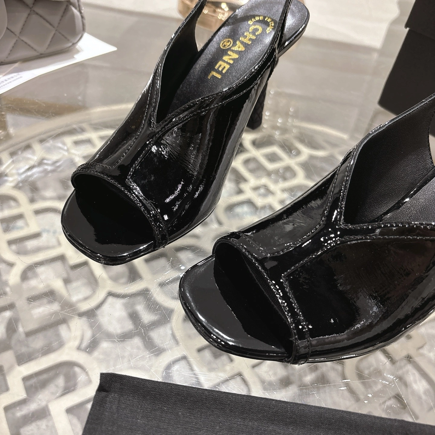 COCO-- 3h1958 G46538-B20968-94305 cowhide Heel height ：8.5cm item:E-X541I2410